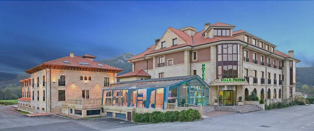 Apartamentos Spa Villa Pasiega هوزنايو المظهر الخارجي الصورة